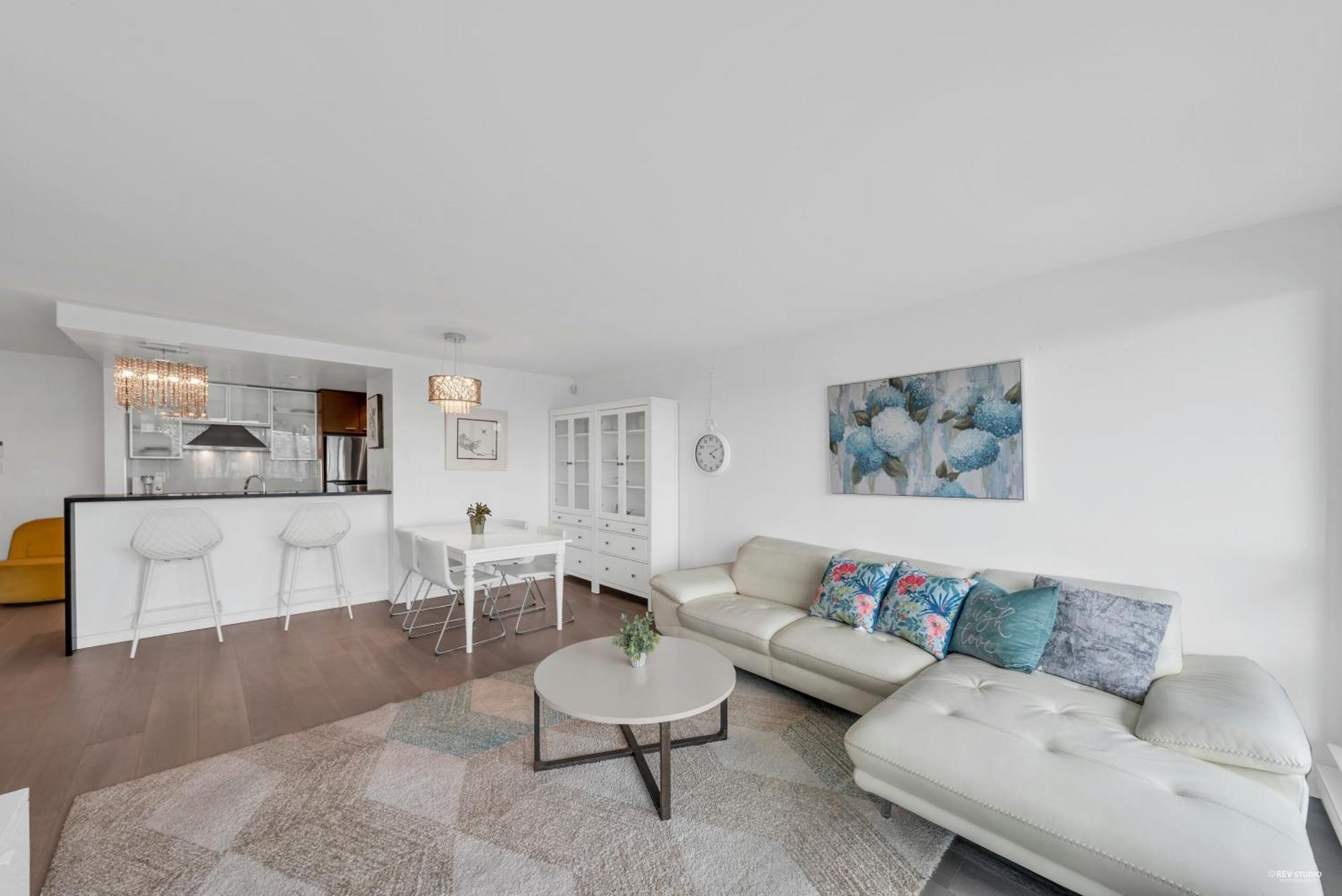 Best Location Downtown Chic Suites Vancouver Exterior photo