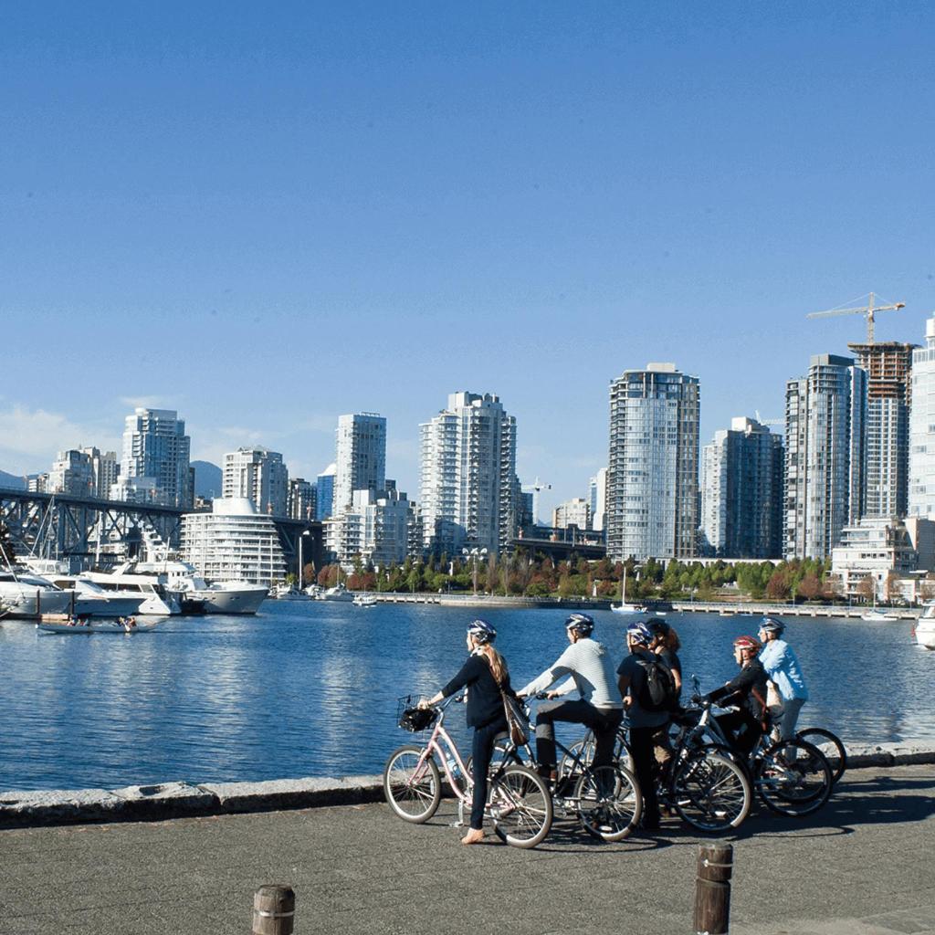 Best Location Downtown Chic Suites Vancouver Exterior photo